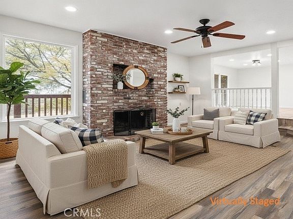 3rd image of 4626 Pat Ln