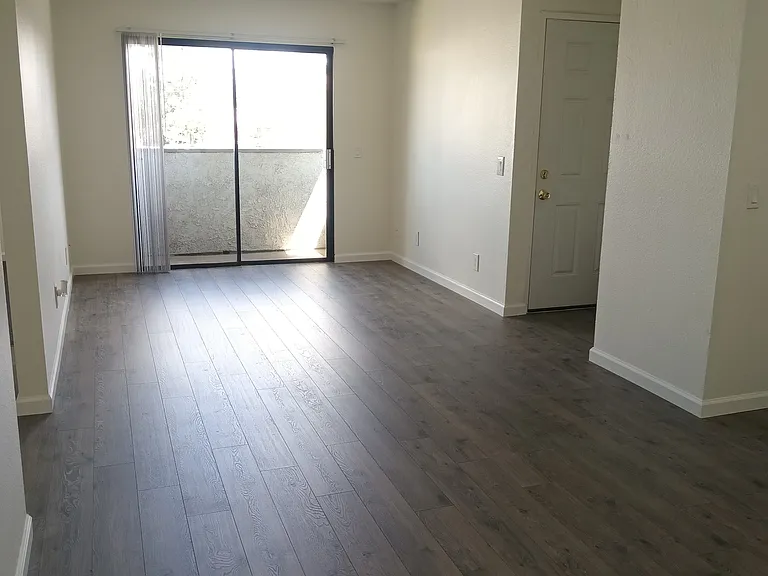 17450 Arrow Blvd — Photo 7
