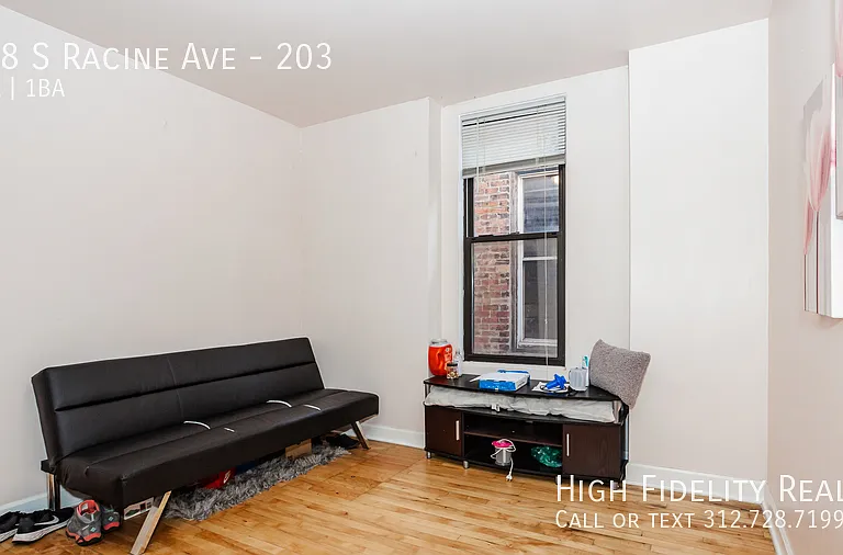 618 S Racine Ave #203 — Photo 4