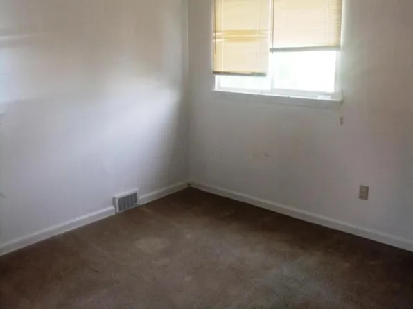 930-932 Racine Ave, Columbus, OH 43204