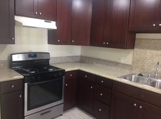 5262 Cahuenga Blvd, North Hollywood, CA 91601