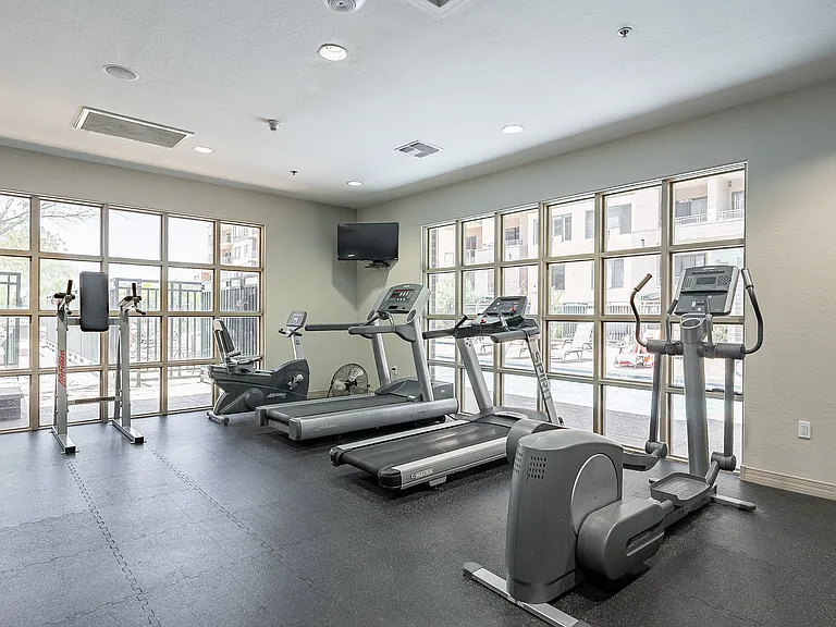 17 W Vernon Ave #11 — Photo 15