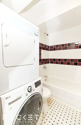 Rented by PocketBroker Inc | media 17