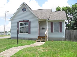 900 S 14th St, Herrin, IL 62948