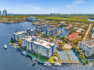 Reef West Condo, North Miami Beach, FL 33160