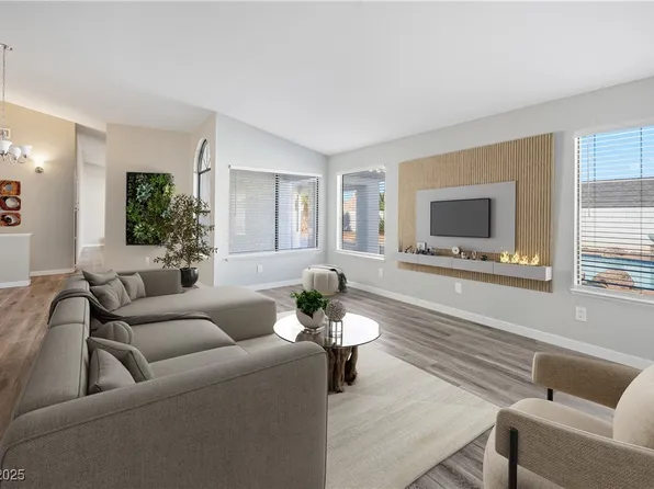 3605 N Torrey Pines Dr, Las Vegas, NV 89108