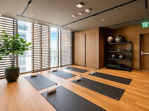1400 Biscayne Blvd #3401 — Photo 36