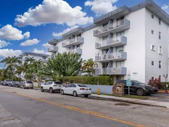 2nd image of 1801 S Treasure Dr APT 216