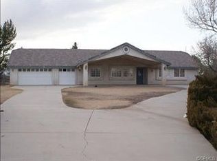 7510 Rodeo Rd, Oak Hills, CA 92344