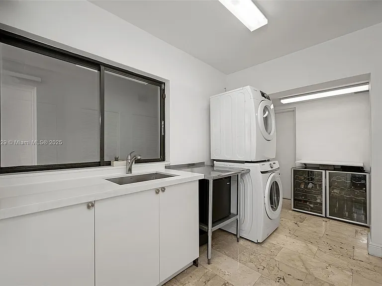 201 Knollwood Dr — Photo 24