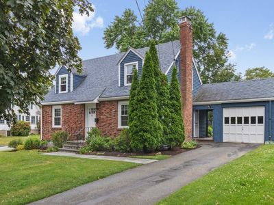 79 Cedarwood Ave, Waltham, MA, 02453