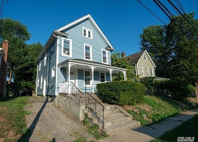 1st image of 7 Carpenter St