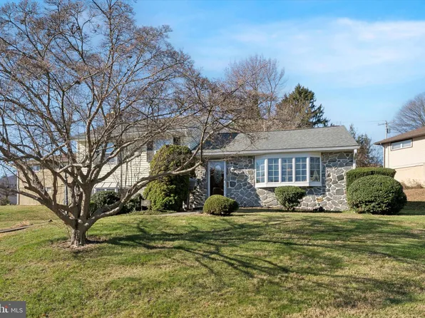 240 N Central Blvd, Broomall, PA 19008