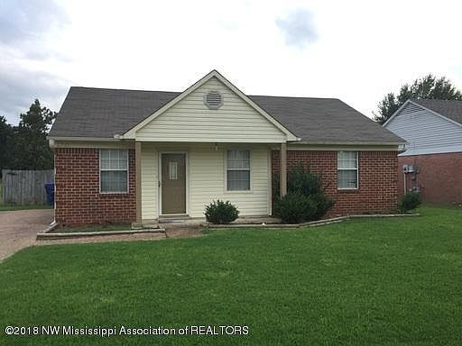 1st image of 2761 Waverly Dr