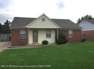 2761 Waverly Dr, Horn Lake, MS 38637