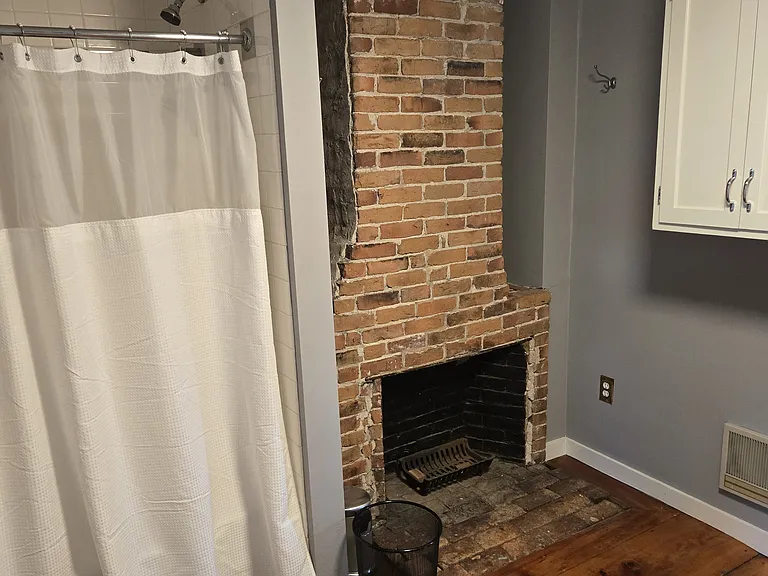 7 Cottage St — Photo 15