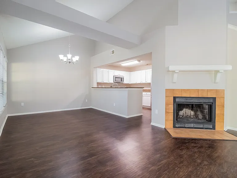395 Cidermill Pl — Photo 5