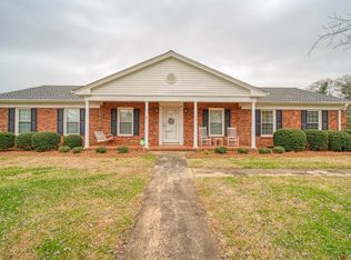 305 Caston Dr, Boiling Springs, SC 29316