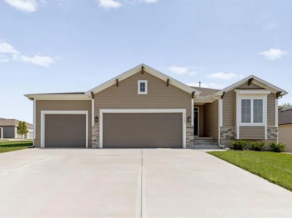 31501 W 86th Ct, De Soto, KS 66018