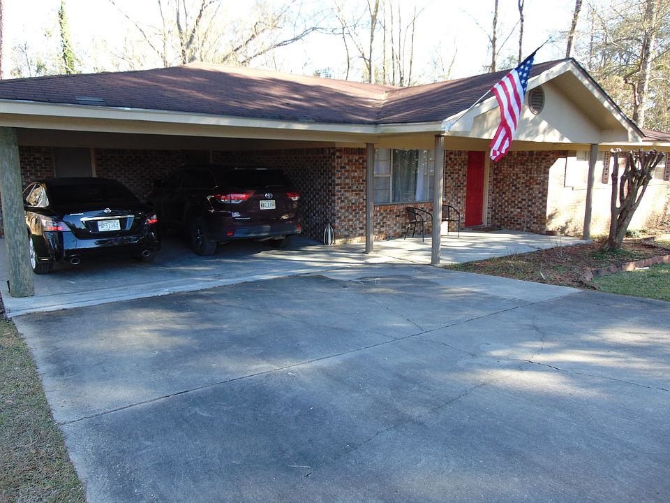 2nd image of 1320 Sullivan Dr