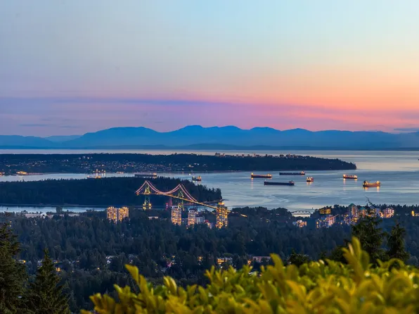 187 Rondoval Cres, North Vancouver, BC V7N 2W6