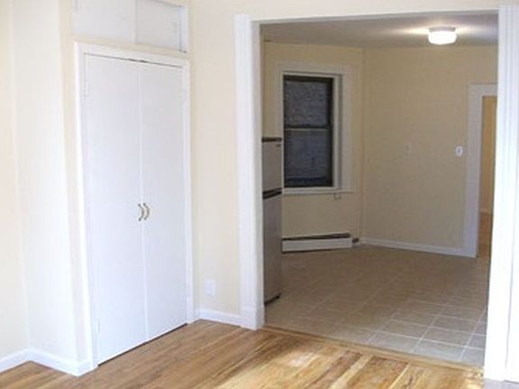 2nd image of 23 Jones St APT 10