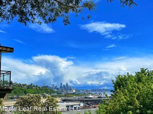 2327 W Plymouth St APT 5, Seattle, WA 98199