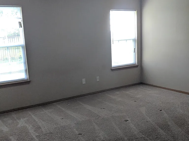 605 Cedar Brook Ct — Photo 8