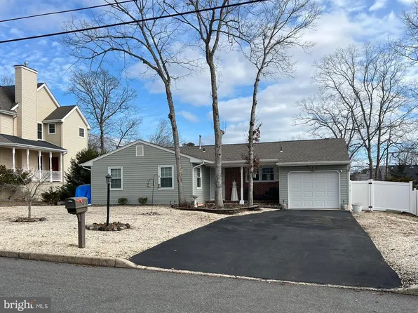 491 Coral Ln, Manahawkin, NJ 08050