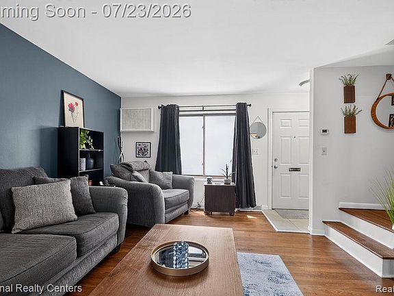 5th image of 29226 Tessmer Ct