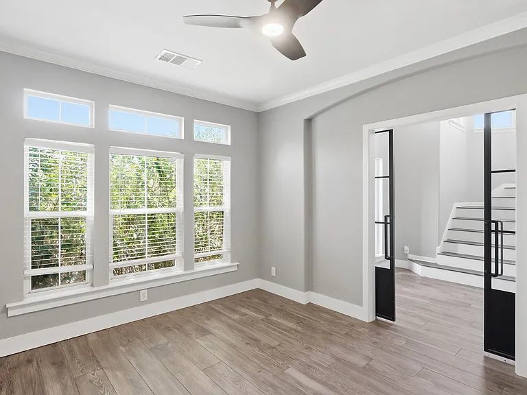 8603 Solano Dr — Photo 13