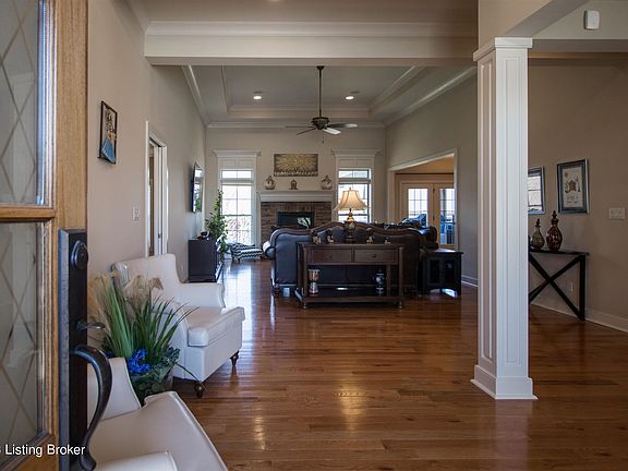 3rd image of 5216 Pebble Creek Pl