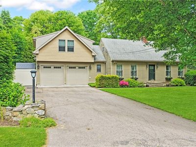 54 Asher Ave, Pawcatuck, CT, 06379