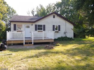 205 Waconia Rd, Highland Lakes, NJ 07422