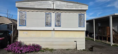 3700 Collins Rd Photo 1