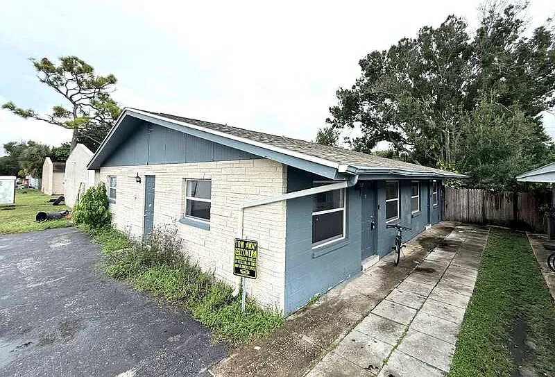 2 bed, 1.0 bath, 777 sqft, $1,350 — Photo 3