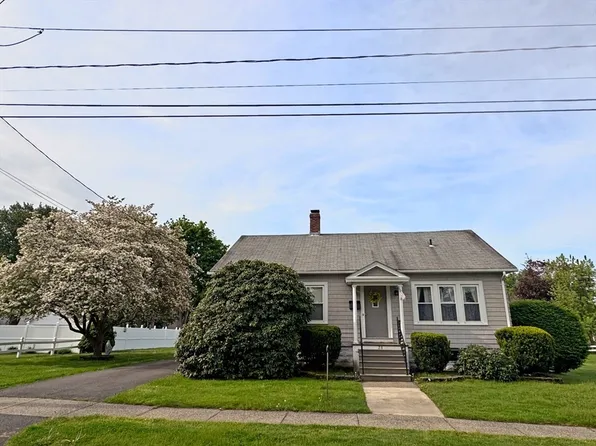 28 Kenwood St, Greenfield, MA 01301