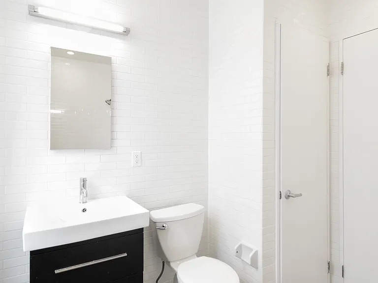 117 W 113th St #3C — Photo 4