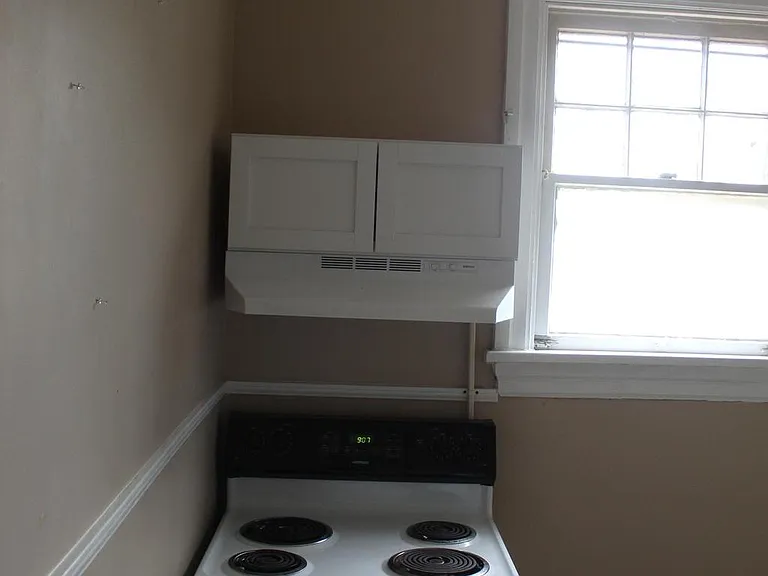 112 E Washington St #3W — Photo 10