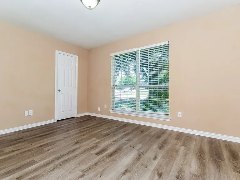 7921 Wayne Way — Photo 13