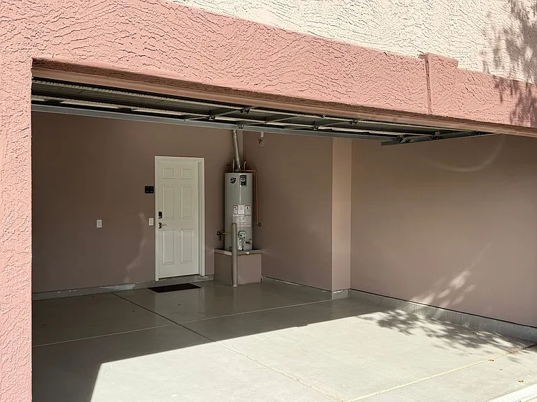 2140 E Remington Pl — Photo 16