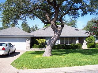 1st image of 104 Holly Hill Ln
