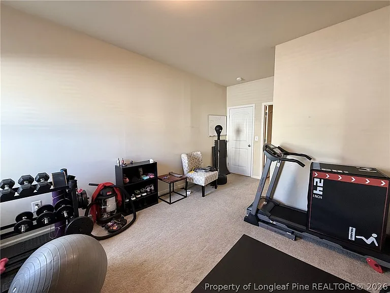 642 Regimental Dr — Photo 26