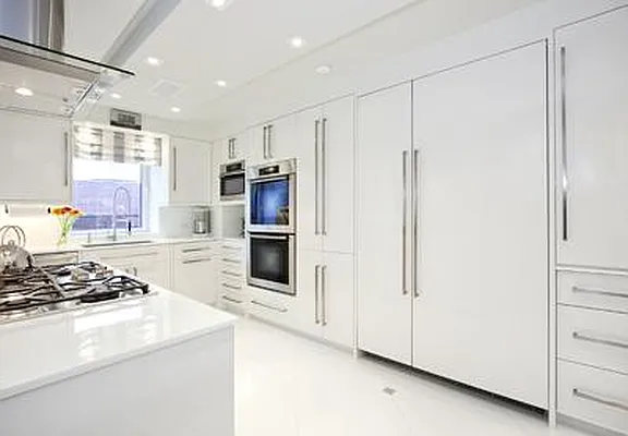 Sold by Aclawrence | media 39