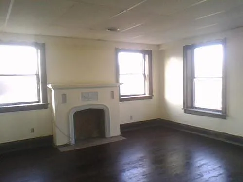 525 Doat St photo 1