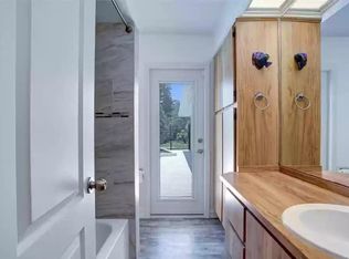 541 W 213th St, Carson, CA 90745