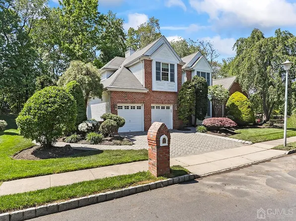6 Narrows Way, Monroe Township, NJ 08831
