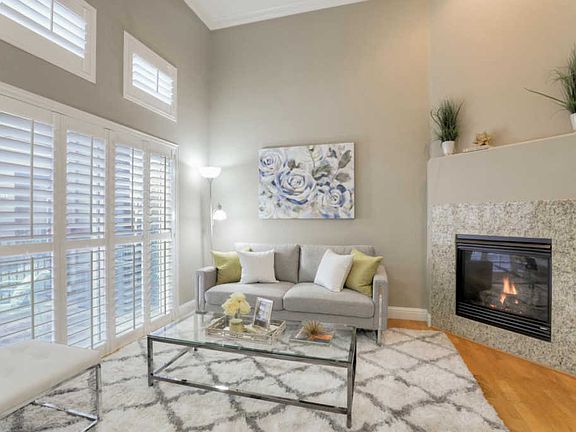 4th image of 3222 Lago De Como Pl