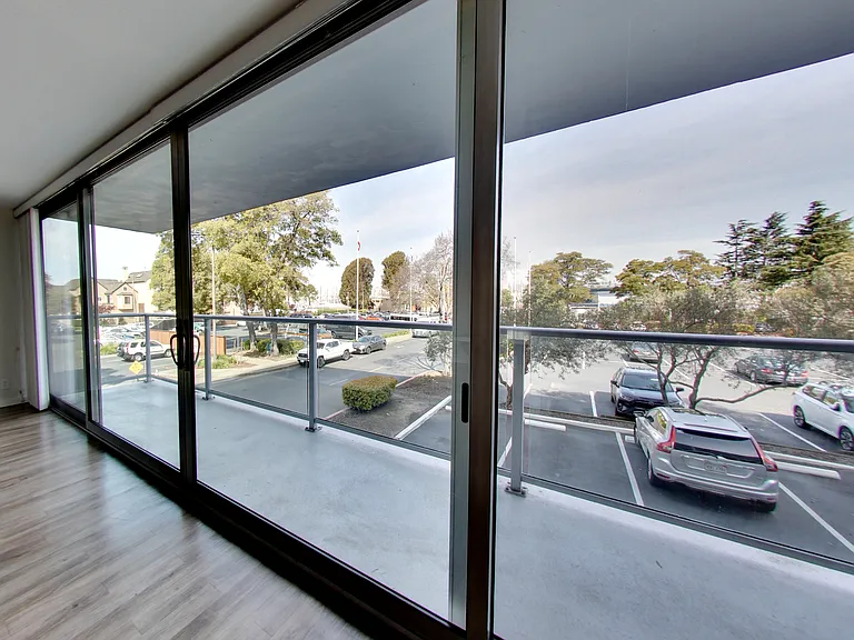 Panomar Luxury Apartments — Photo 20