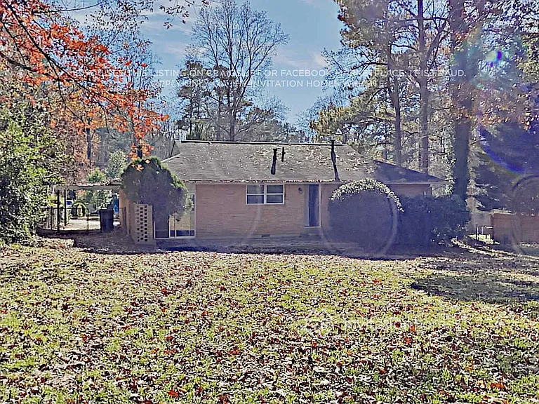 227 Evergreen Dr SE — Photo 16